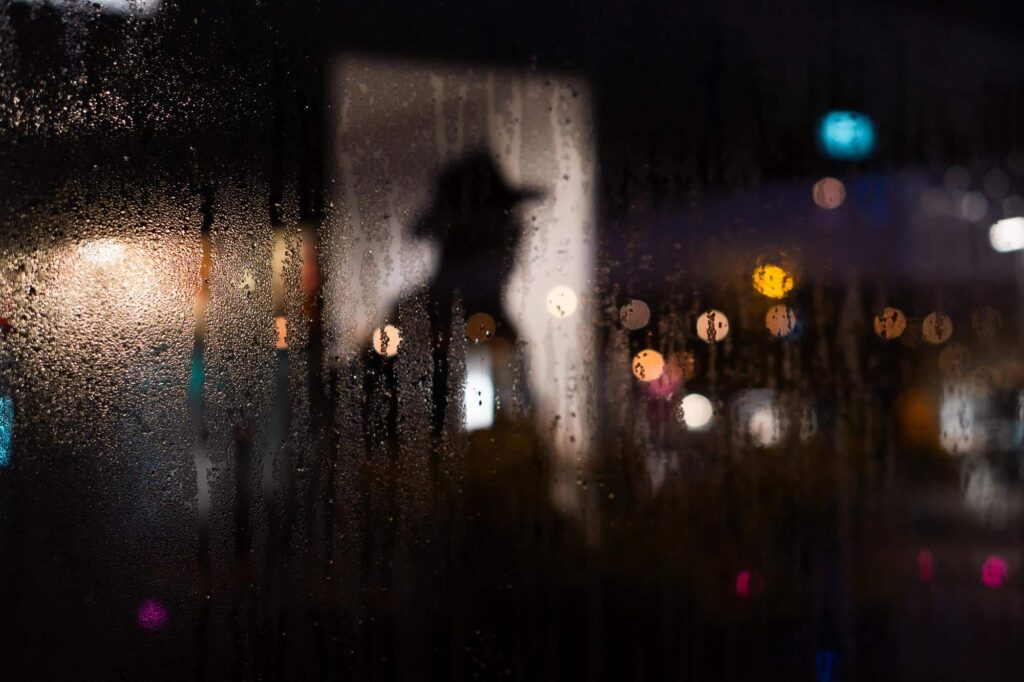 Straatfotografie in het donker